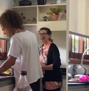 Vitão lava louça com a avó de Luísa Sonza, que elogia: 'Vou morrer de amor'