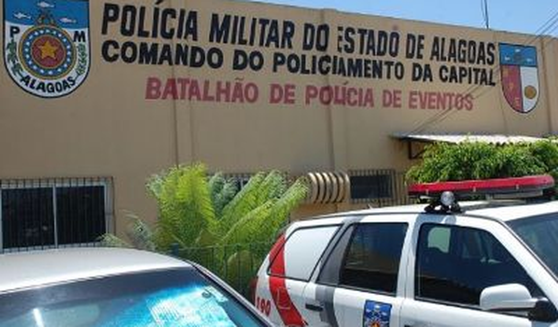 Mãe é presa suspeita de espancar e matar bebê em Maceió