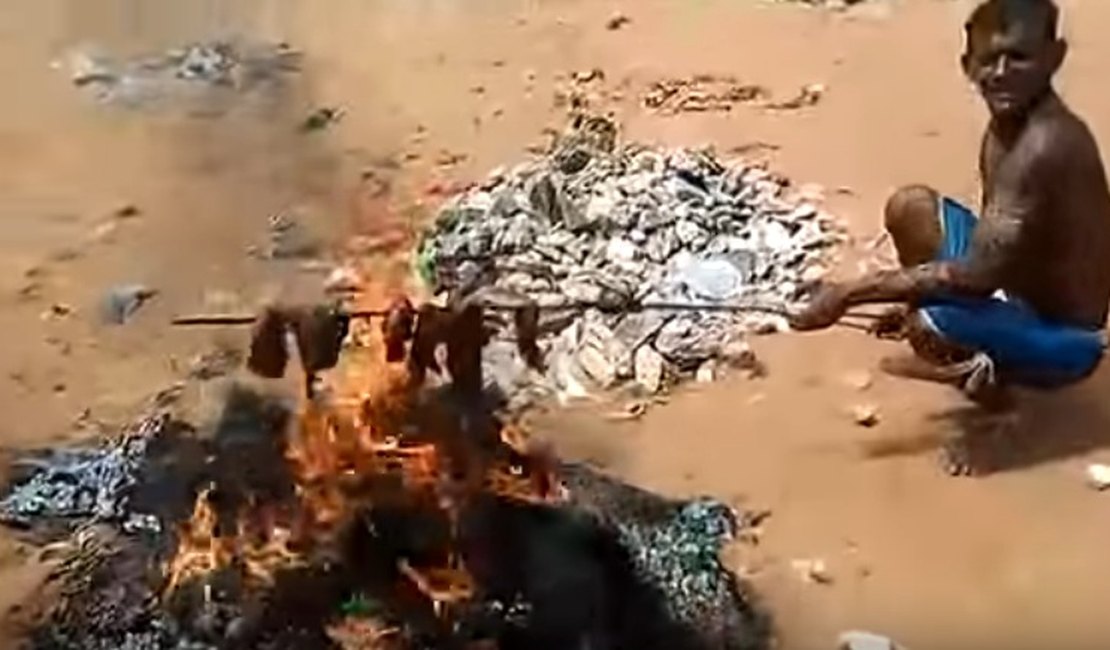 [Vídeo] Presos de Alcaçuz aparecem queimando supostas carnes de rivais em fogueira