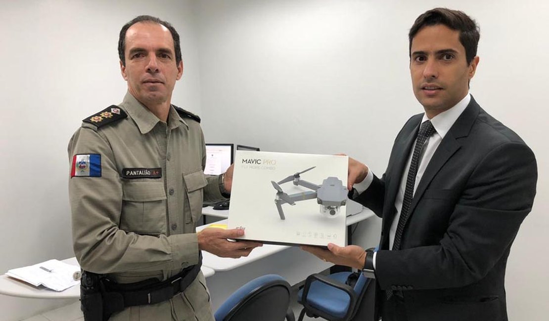 ?Juizado de União dos Palmares entrega drone ao 2º Batalhão da PM