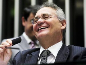 Renan Calheiros afirma que eleição indireta está mantida: “Um choque de democracia contra golpistas”