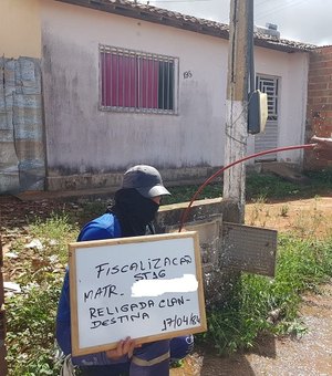 Durante fiscalização, 60 imóveis são notificados por ligações clandestinas de água em Arapiraca