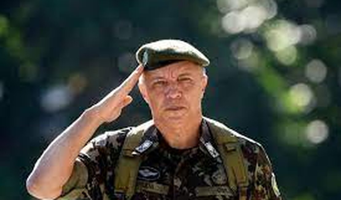 Exército apoiou antecipação da troca de comando para antes da posse de Lula