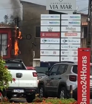 [Vídeo] Fiação elétrica de poste incendeia em Maragogi