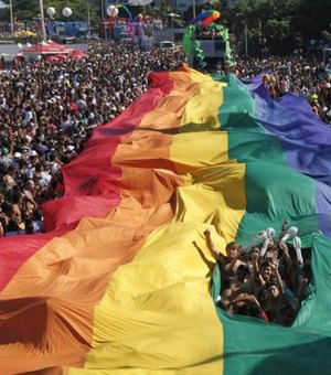Justiça permite que psicólogos tratem homossexualidade como doença