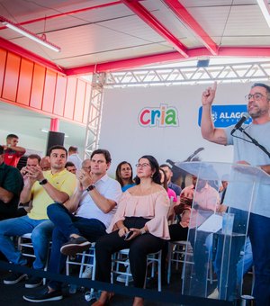 Paulo Dantas entrega 2ª Creche Cria em Coruripe e anuncia construção de um resort