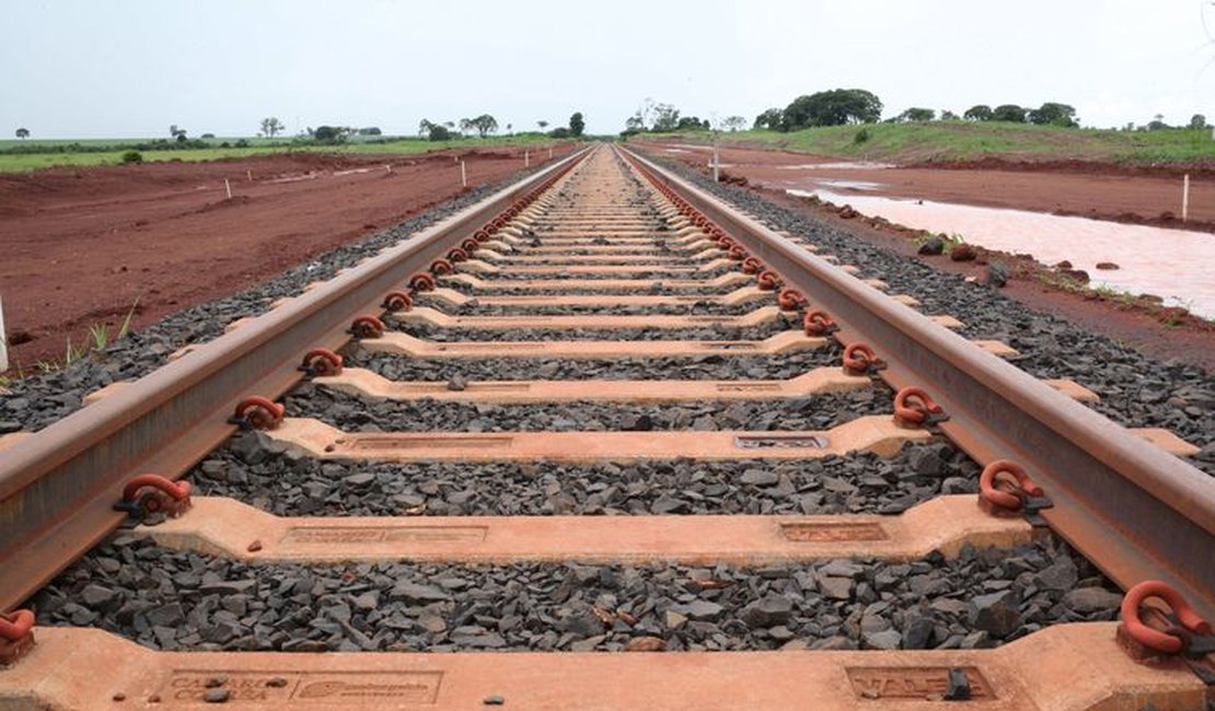 Especialistas discutem necessidade de expansão da malha ferroviária