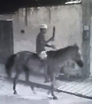 “Ladrão do Cavalo” que assaltava pessoas em Maceió é preso