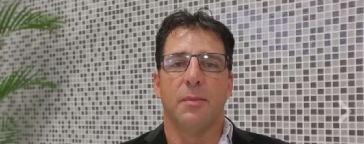 Paraná demite Marcelo Martelotte e acerta com Roberto Fernandes