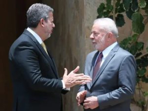 Lula manda recado para Arthur Lira e diz que não vai abrir mão do Ministério da Saúde