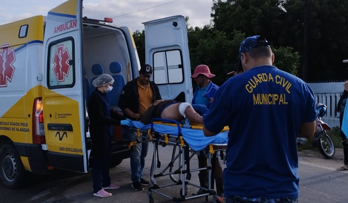 Casal fica ferido após acidente de trânsito na rodovia AL-220, em Major Izidoro