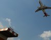 Pilotos e comissários suspendem greve após acordo com empresas