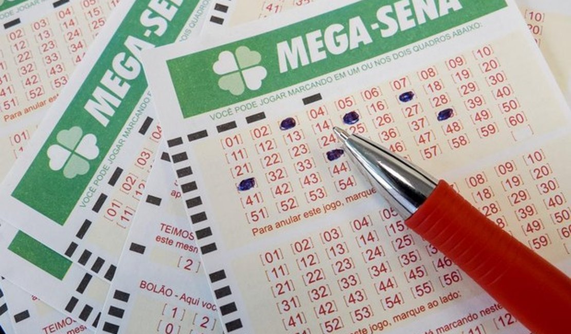 Mega-Sena acumula mais uma vez e pode pagar R$ 12 milhões no sábado