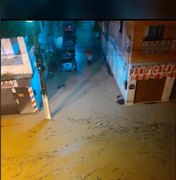[Vídeo] Ruas de Japaratinga ficam alagadas por conta das chuvas