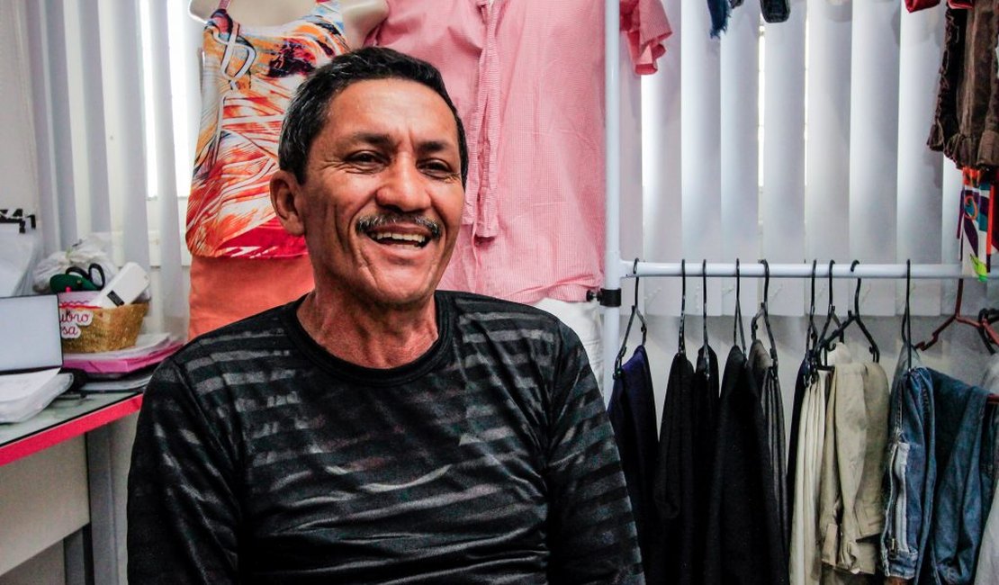 Conheça a história de Evandro, um homem que enfrentou o câncer de mama