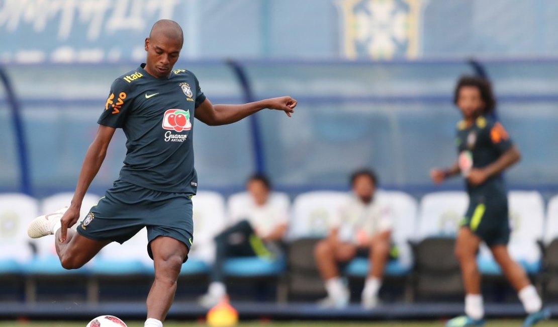 Brasil escalado para enfrentar a Bélgica com Fernandinho e Marcelo
