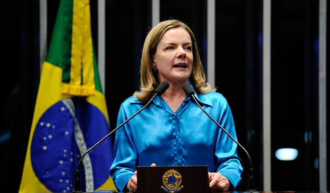 'Lula vai ganhar mesmo preso', diz Gleisi Hoffmann