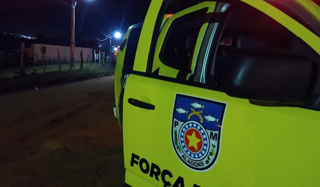 Colisão frontal entre moto e carro deixa um pessoa morta, em Arapiraca