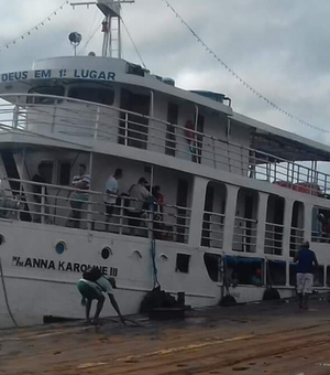 Navio naufraga no Amapá; há pessoas desaparecidas e uma morte