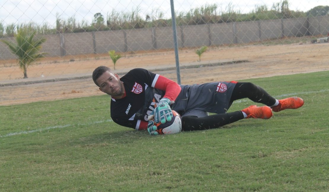 CRB confirma a renovação de goleiro para a próxima temporada