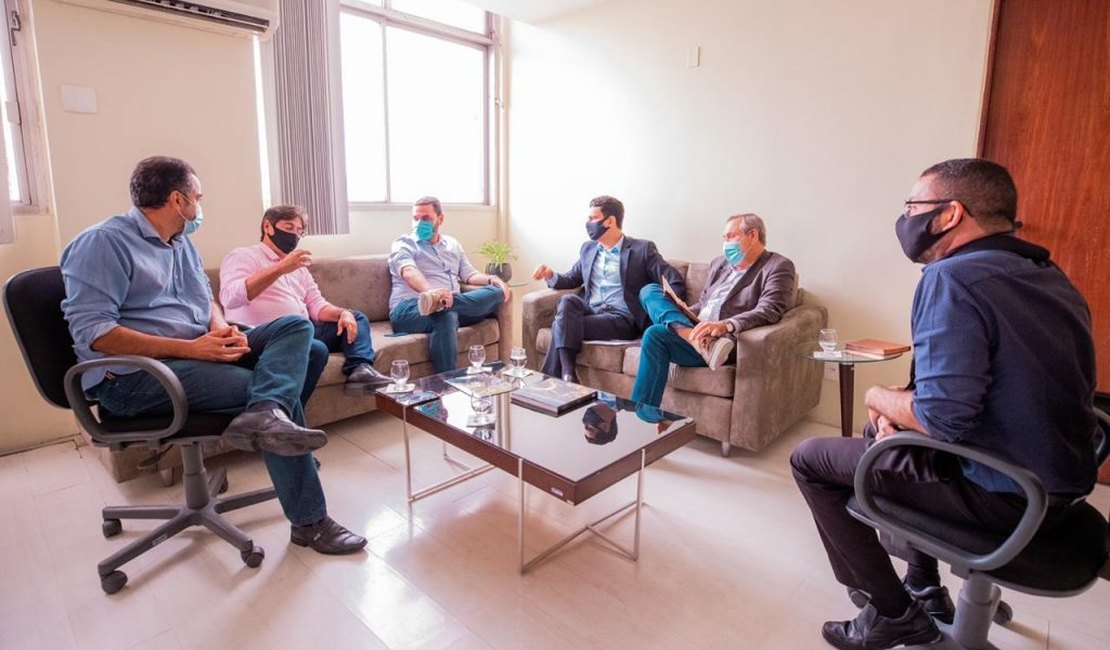 JHC e Aliança Comercial conversam sobre revitalização do calçadão do Centro