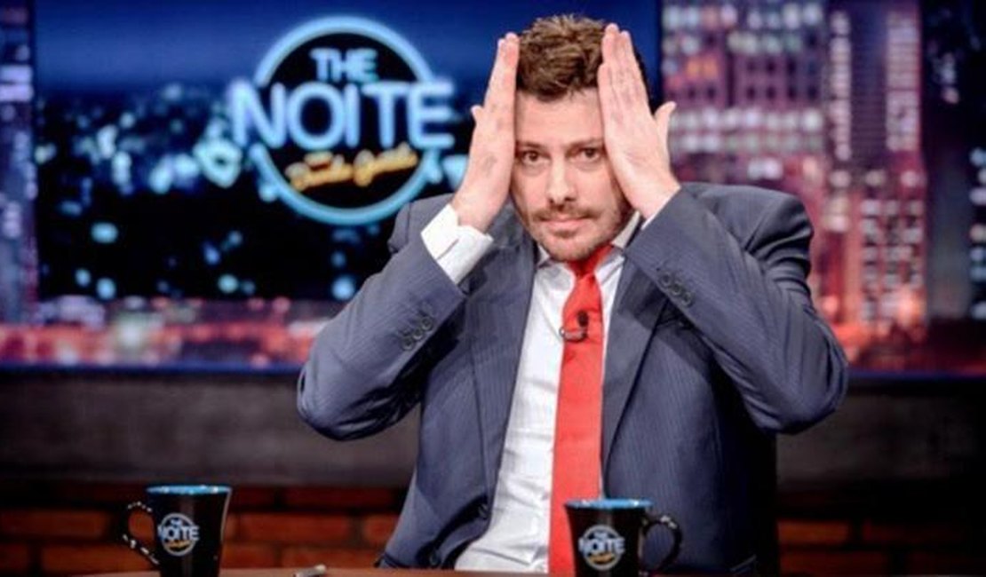 Danilo Gentili critica Eduardo Bolsonaro e provoca o SBT: 'Vou assinar minha demissão'