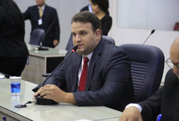 Zé Márcio assume liderança do MDB na Câmara de Maceió com autonomia para 'cobrar' fidelidade de emedebistas