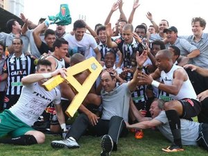Figueirense sobe sem polêmica e Guaratinguetá é rebaixado