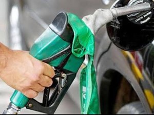 Gasolina comum chega a R$ 7,19 na capital