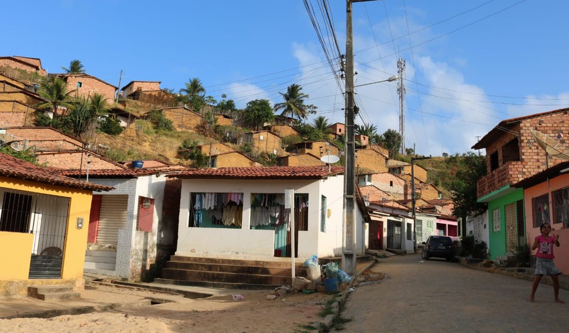 Homem invade residência e é amarrado por moradores de Japaratinga