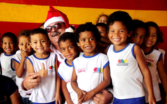 Equipe Lei Seca promove ação solidária e alegra natal de crianças carentes