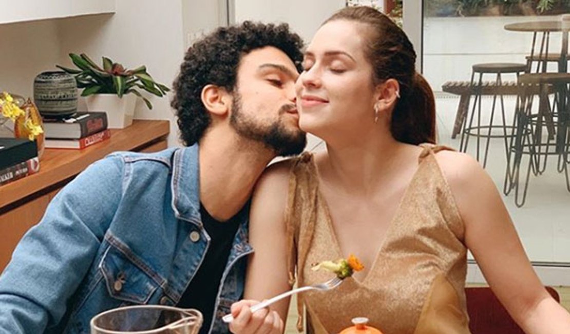Sergio Malheiros celebra seis anos ao lado de Sophia Abrahão: ''Só o começo da nossa linda jornada''