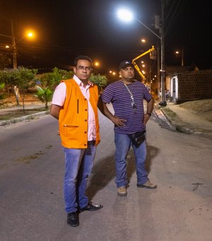 Conjunto Jarbas Oiticica ganha instalação de luminárias de LED em Rio Largo