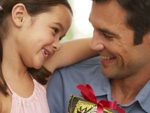 Em Arapiraca, 65% dos consumidores pretendem presentear no Dia dos Pais