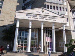 MPE recomenda que Teotônio Vilela não exija título de eleitor a universitários que usam transporte escolar