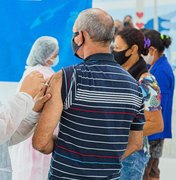 Arapiraca vacina população acima de 50 anos a partir desta sexta-feira (11)