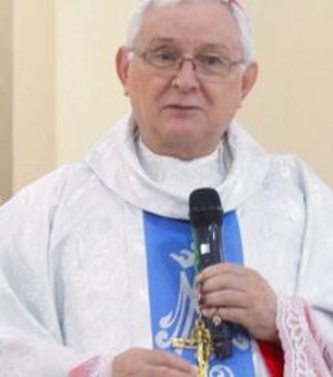 Bispo Dom Valério Breda continua respirando com  ajuda de aparelhos