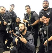 Após prisão, policiais civis tiram selfie sorrindo com traficante Rogério 157