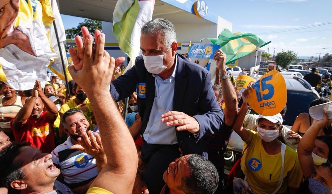 No debate na TV Ponta Verde, “O eleitor viu quem tem proposta para Maceió”, diz Alfredo Gaspar