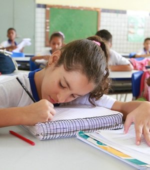 Escolas estaduais de ensino fundamental integral ofertam 220 vagas 