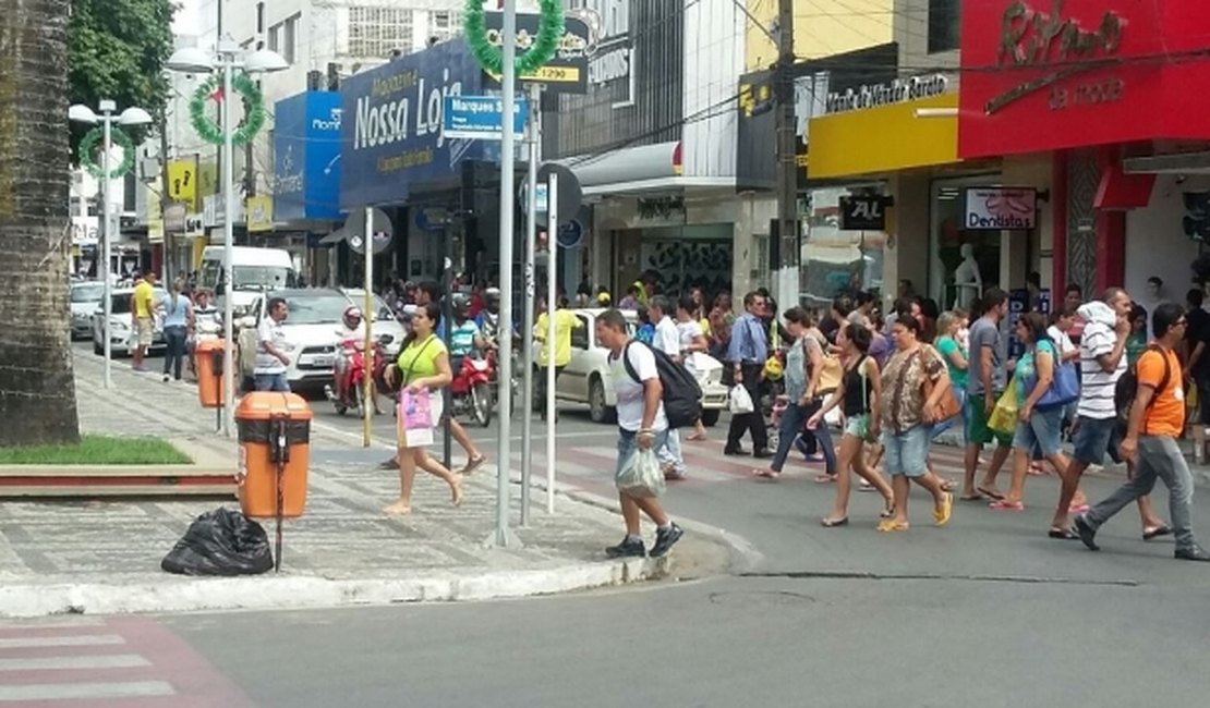 Assaltantes invadem loja e anunciam assalto em Arapiraca