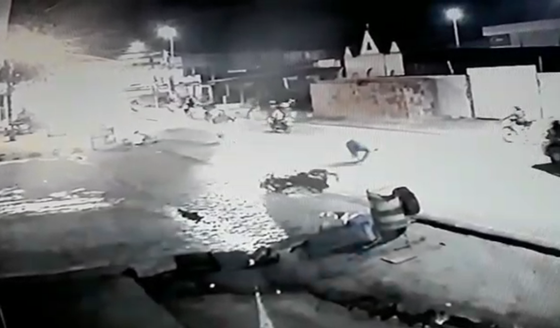 Pedestre é atropelado por motociclista no Jardim Esperança, em Arapiraca