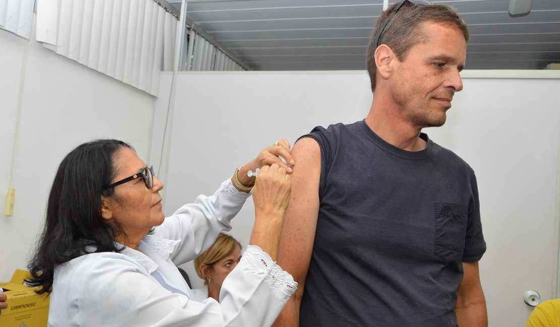 Sesau vacinará trade turístico para evitar reintrodução do sarampo em Alagoas