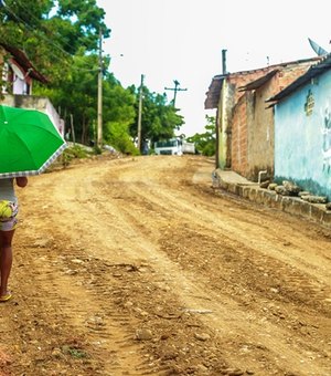 Prefeitura de Penedo recupera acesso à comunidade Sovaco da Ovelha