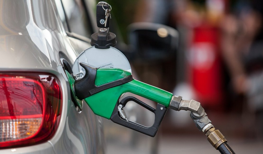 Preço da gasolina acumula alta de 11,41% em três meses
