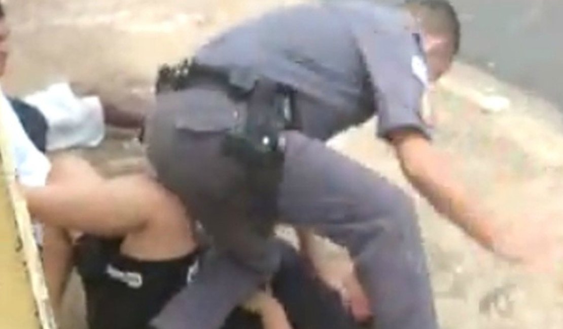Policial militar é flagrado agredindo mulher grávida no interior de SP