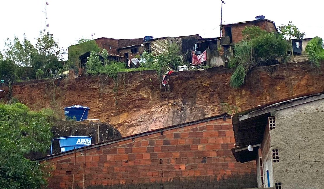 [Vídeos] Chuvas causam destruição em bairros e comunidades rurais de Taquarana