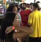 [Vídeo] Aglomerações e violência marcam noite em parque de diversões no Benedito Bentes