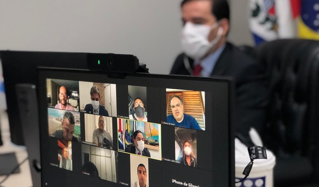 Instituto, cemitério e gráfica recebem Moção de Aplausos por ações contra a Covid-19