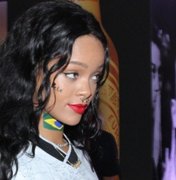 Alunos brasileiros podem ter bolsas de estudo pagas por Rihanna